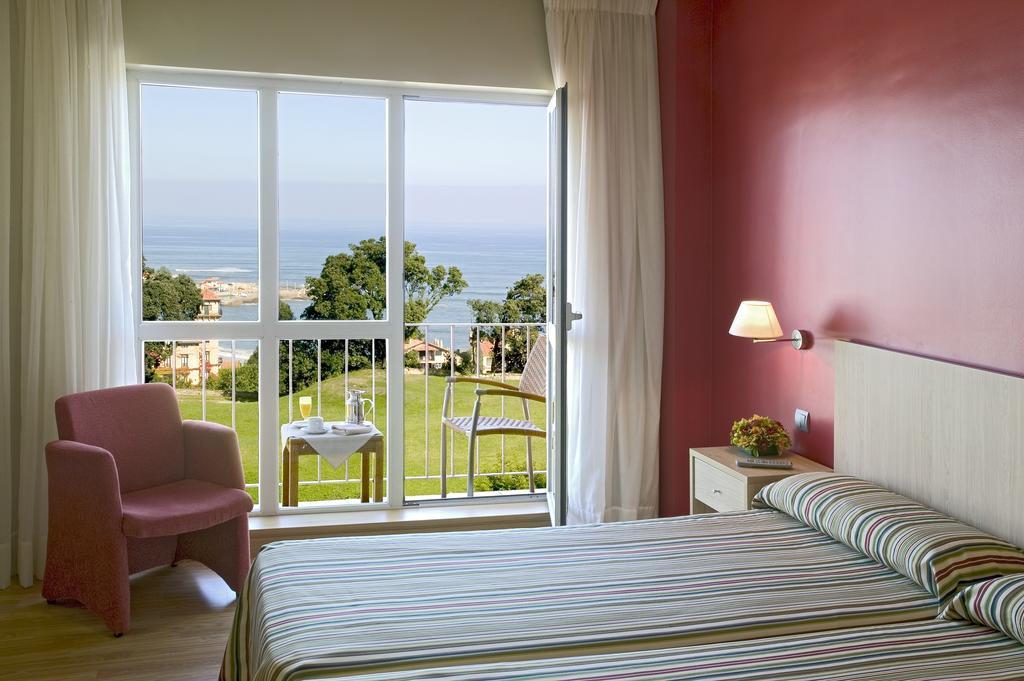 Apartamentos Mar Rovacias Comillas Cameră foto